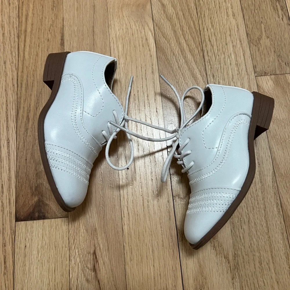 Jodano‎ Collection Boys' White Triple Stitch Dress Shoes 8